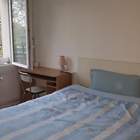 נואזי-לה-גראן Une Chambre Privee Entre Paris Et Disneyland מראה חיצוני תמונה