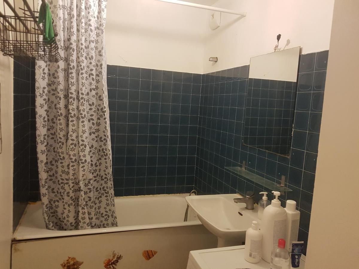 נואזי-לה-גראן Une Chambre Privee Entre Paris Et Disneyland מראה חיצוני תמונה
