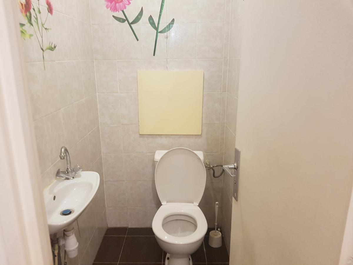 נואזי-לה-גראן Une Chambre Privee Entre Paris Et Disneyland מראה חיצוני תמונה
